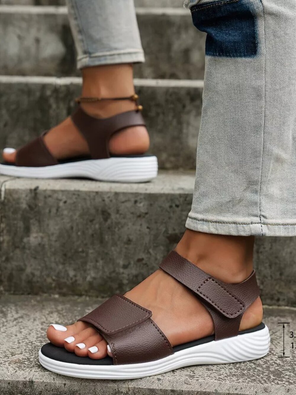 Open Toe Platform Sandals - Picture 5 of 9
